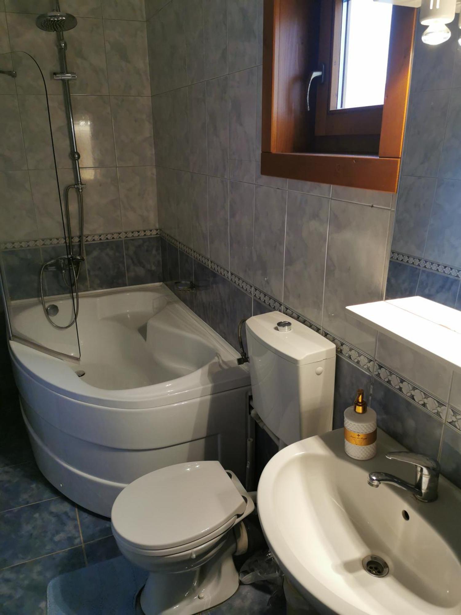 Emilia Vendeghaz Hotel Ciumani Buitenkant foto
