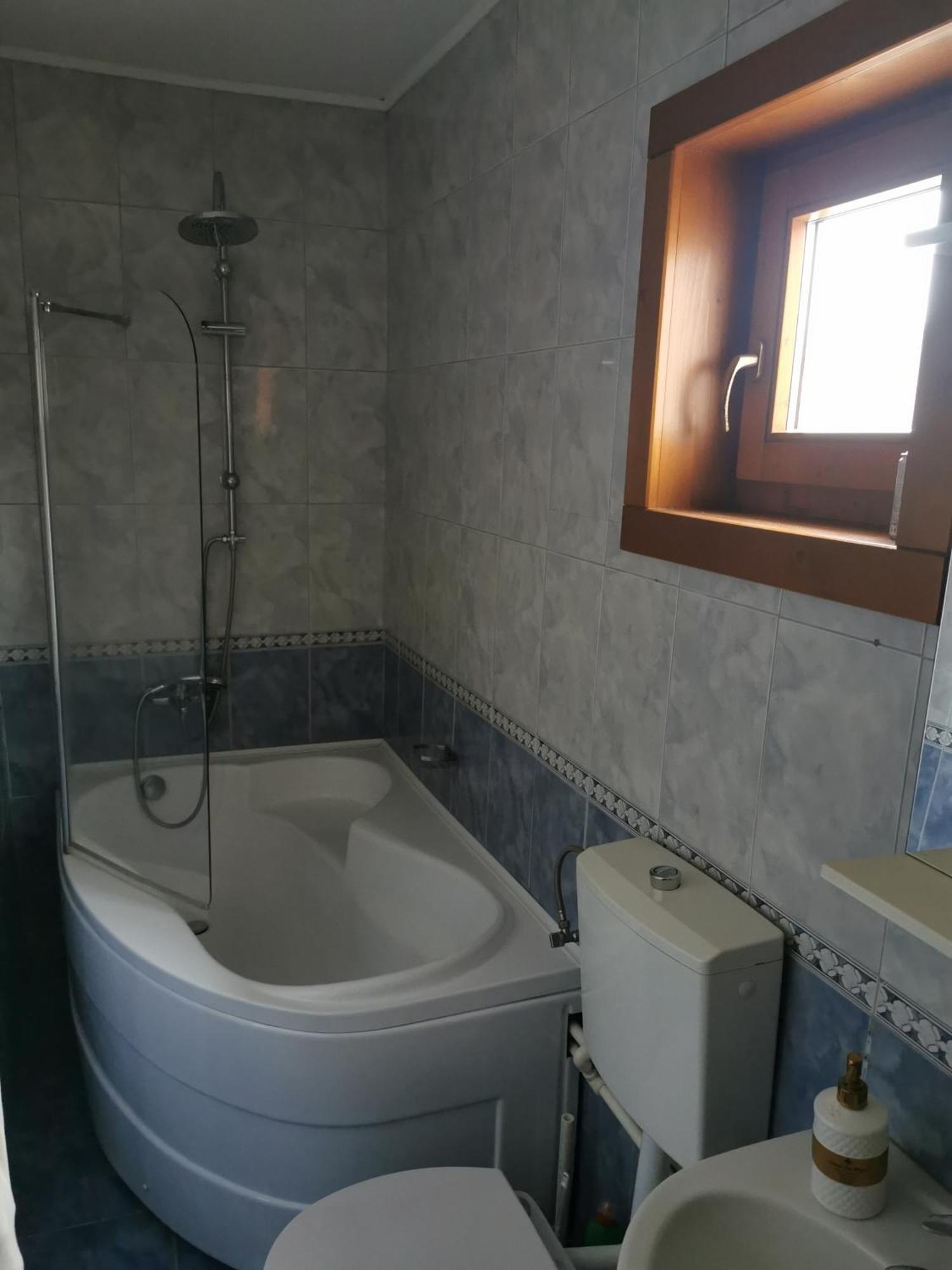 Emilia Vendeghaz Hotel Ciumani Buitenkant foto